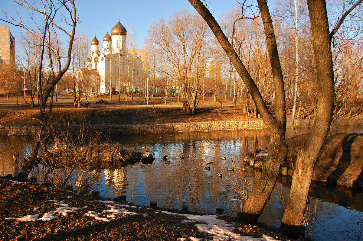 Весна в москве фото