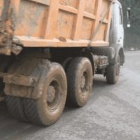 В Башкирии за грязь на колесах, за слив топлива или мойку машины в неустановленных для этого местах будут штрафовать